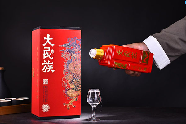 吃燒烤能喝白酒嗎？最好是不要喝白酒