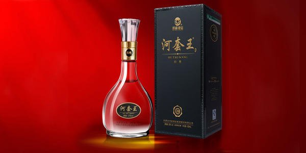 內(nèi)蒙古河套酒業(yè)捐贈(zèng)乙醇消毒液，助力全旗各學(xué)?？箵粢咔? width=