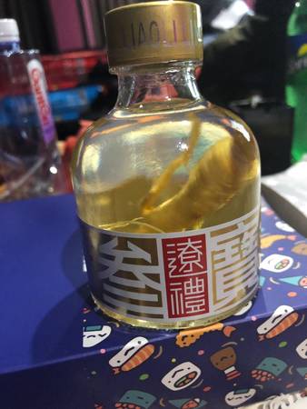 白酒酒酸能喝嗎(白酒發(fā)酸能喝嗎)