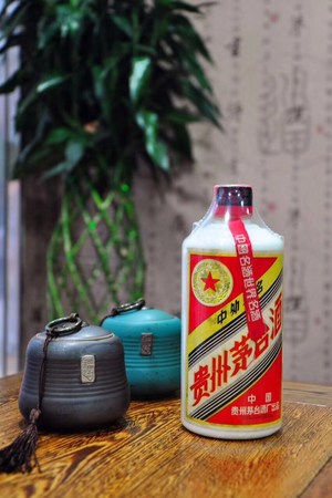 茅臺(tái)酒十五陳釀價(jià)格(茅臺(tái)十五年陳釀價(jià)格)