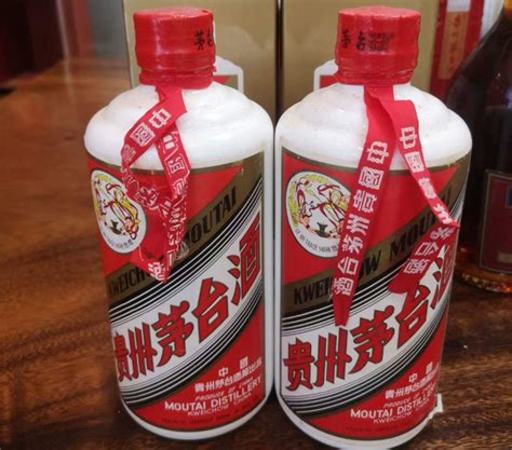 上海鴻茅藥酒哪里買,鴻茅藥酒到底有沒(méi)有效